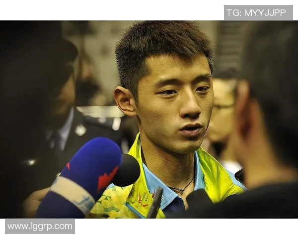 足球明星张继科的个人简介与精彩瞬间照片分享