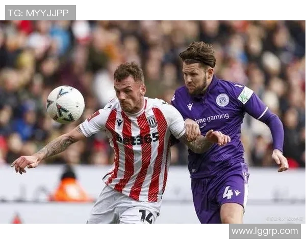 拜仁对阵利物浦的比赛前景分析及双方实力对比探讨 拜仁对阵利物浦的比赛前景分析及双方实力对比探讨